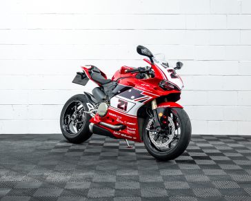 WIN THIS DUCATI PANIGALE 1299